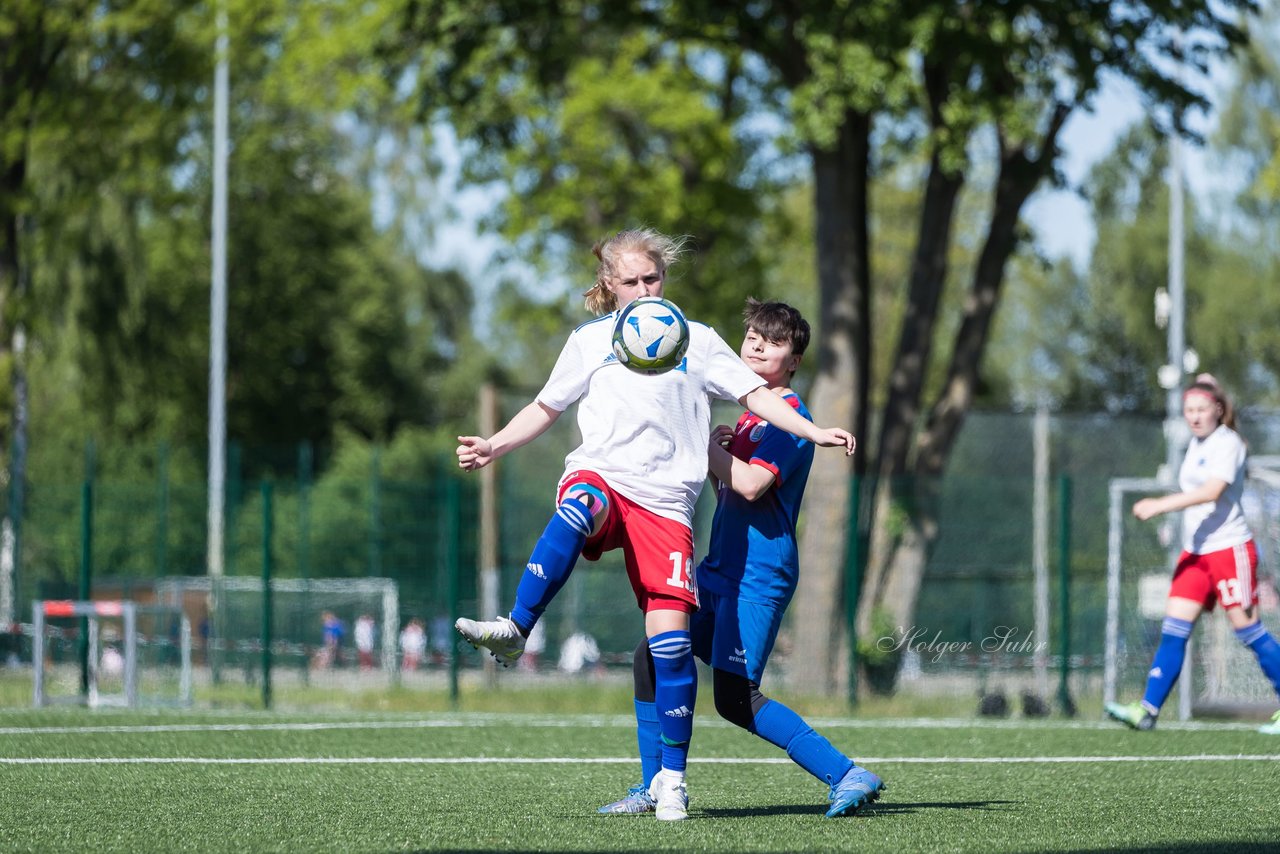 Bild 100 - wCJ Hamburger SV - VfL Pinneberg : Ergebnis: 9:0